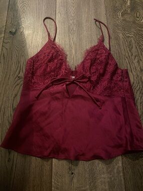Abercrombie & Fitch Lace Trim Satin Cami Tank Top - Burgundyy